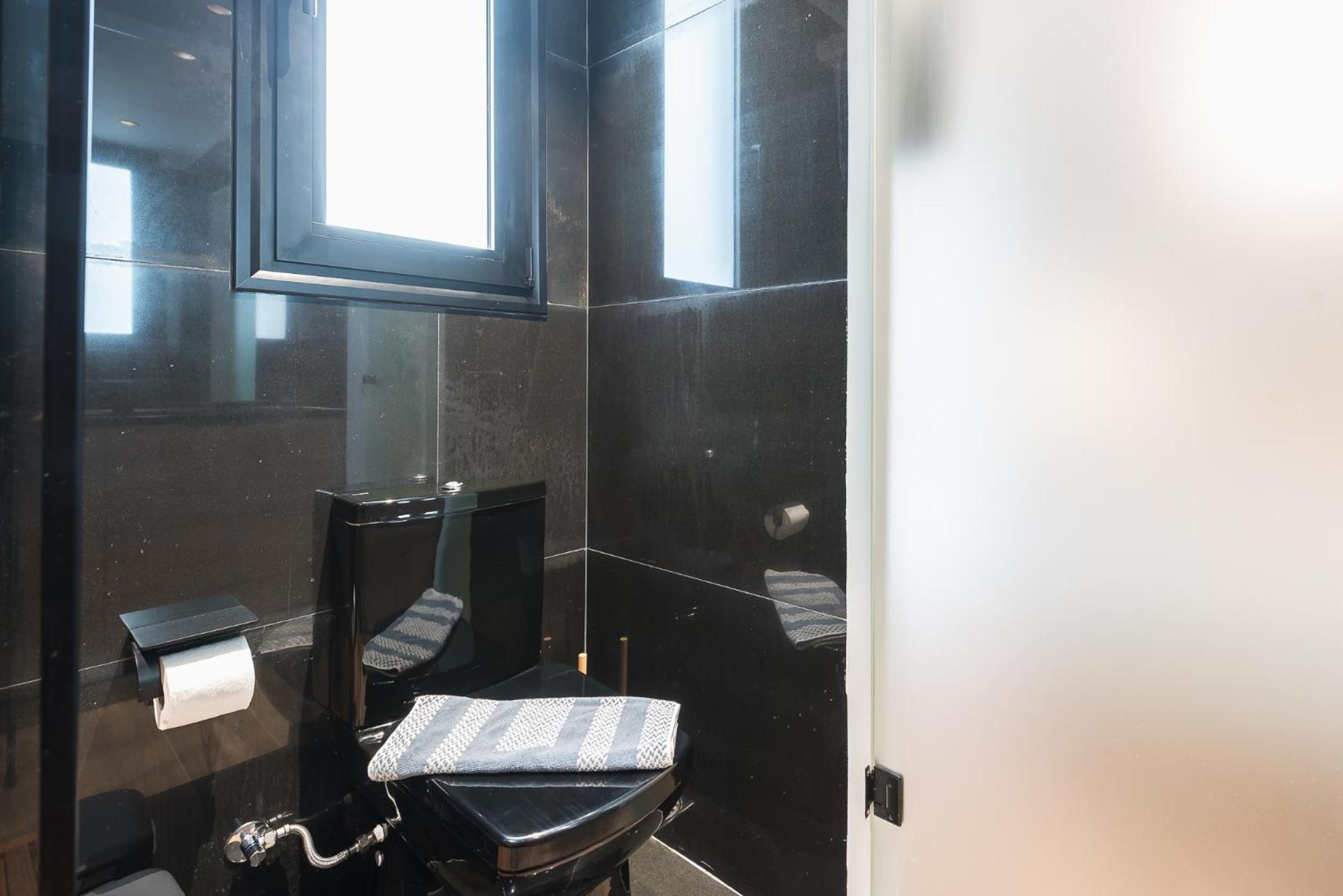 Newly Renovated Loft 1 Min Walk From Metro By Cloudkeys Appartement Athene Buitenkant foto